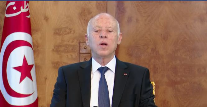 “النساء الديمقراطيات” ينذّدن بموقف الرئيس سعيّد من المساواة في الإرث