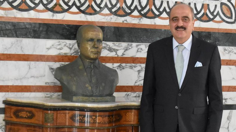 السيرة الذاتية لكاتب الدولة للشؤون الخارجية والهجرة والتونسيين بالخارج