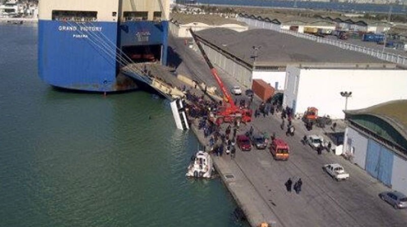 عاجل/ اضراب في كل الموانئ