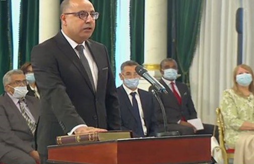 أعضاء حكومة المشيشي يؤدون اليمين أمام قيس سعيد