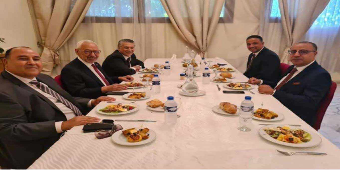 هذه الصورة أغضبت قيس سعيد