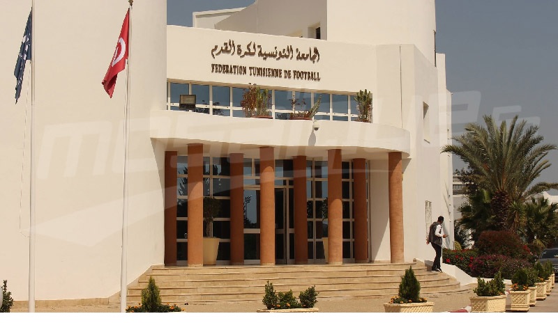 جامعة كرة القدم تحتمي من عدوى كورونا