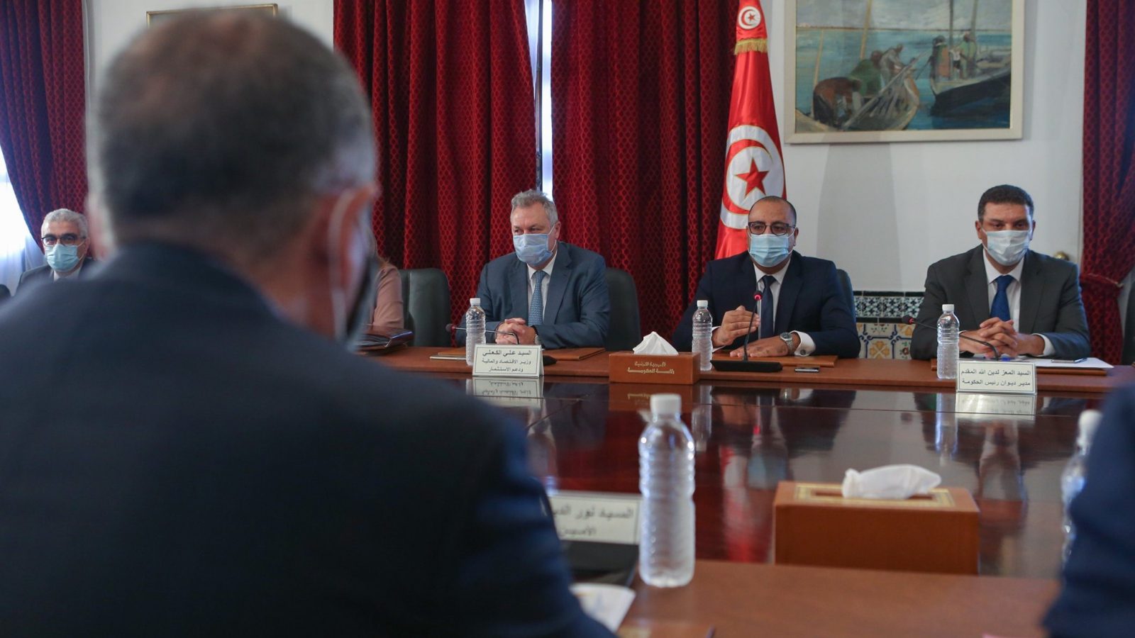 أول جلسة حوار بين الحكومة واتحاد الشغل: الزيادة في أجور الوظيفة العمومية وفي الأجر الأدنى المضمون(فيديو)