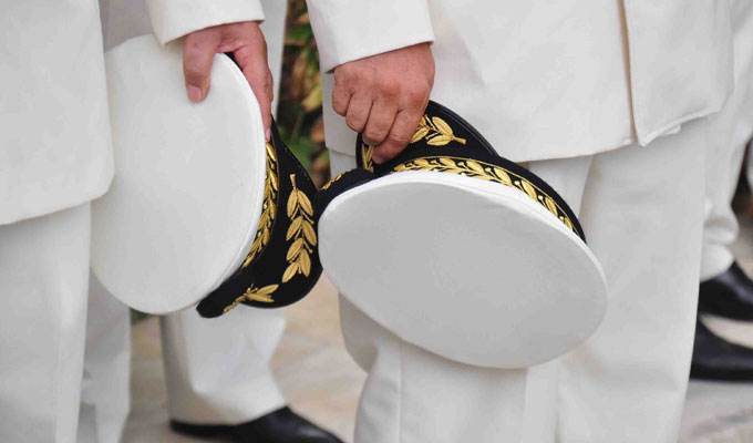 ضبطه أمر حكومي/ هذا هو دخل الوالي الشهري وامتيازاته