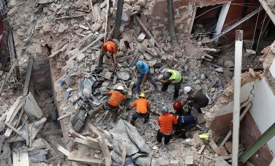 بيروت/ الحديث عن ناج تحت الأنقاض يشعل مواقع التواصل الاجتماعي