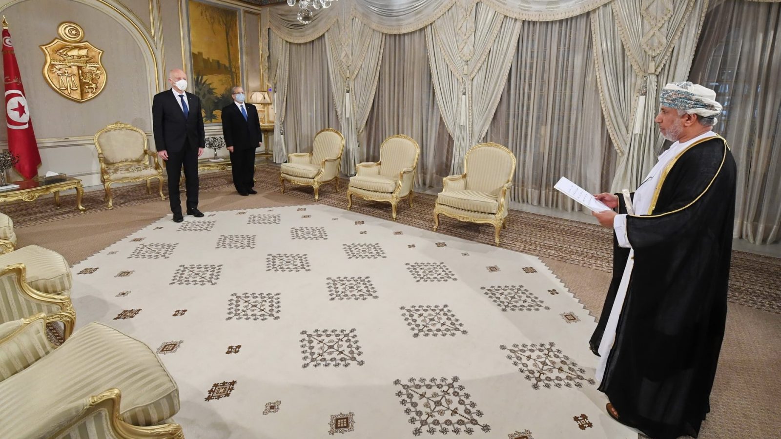 رئيس الجمهورية يتقبل أوراق 4 سفراء جدد