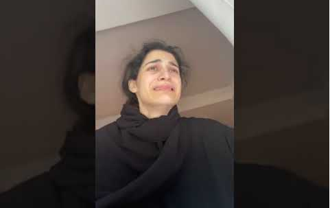 شاهد/ طليقة ابن أمير دبي السابق تستغيث بعد اختطاف رجال طليقها والديها