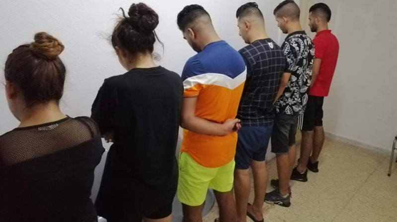 الحمامات / أقراص مخدرة و أموال بحوزة مهرب جزائري