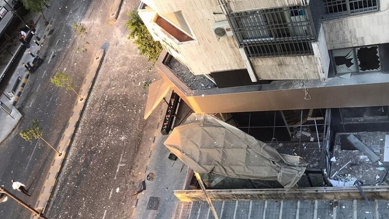 قتيل وجريحان في انفجار أنبوبة غاز ببيروت (فيديو)