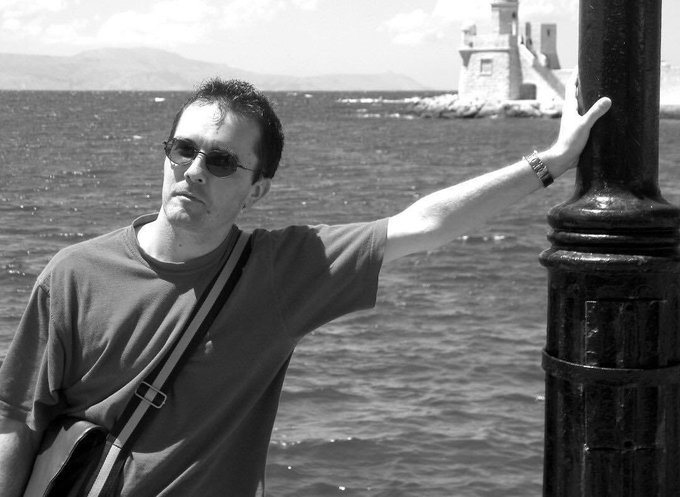 المدعي العام الفرنسي: أخت أحد الموقفين في قضية مقتل المدرس  كانت عضوا في 