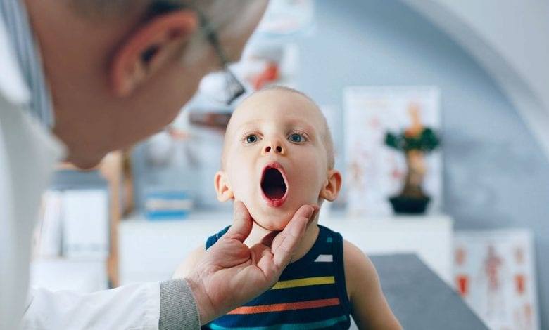 تم إيقاف والده.. هذه حالة رضيع العام والنصف الصحية بعد بعد تناوله 