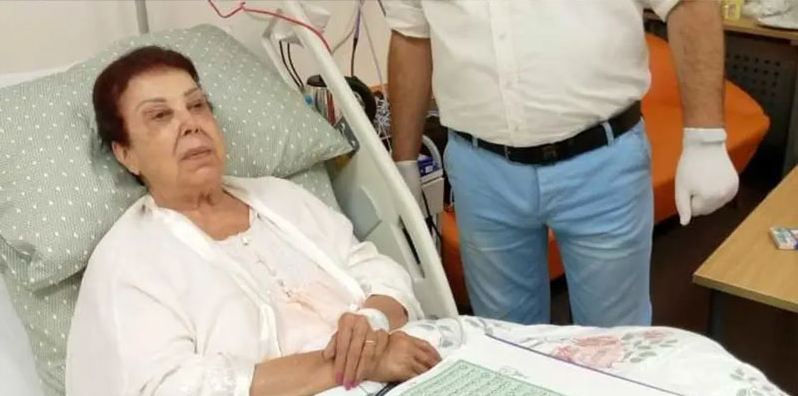 الحشرات تغزو قبر الفنانة رجاء الجداوي وابنتها تعلق