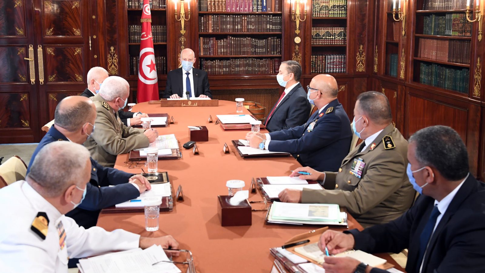 قيس سعيد يشرف على اجتماع المجلس الأعلى للجيوش (فيديو)