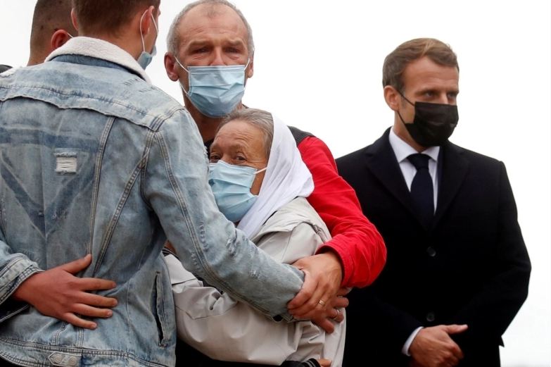 هل “صُدم” ماكرون لدى علمه بإسلام آخر رهينة فرنسية؟