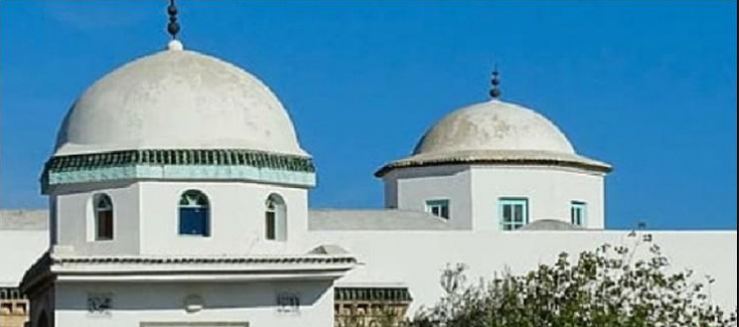 مجهولون يقتحمون مسجدا في القصرين و يسرقون مصاحف و ملابس الأئمة!!!