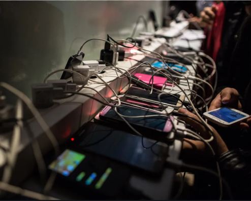 قام بالسطو على 3 فروع لشركات إتصال/القبض على شخص محل تفتيش