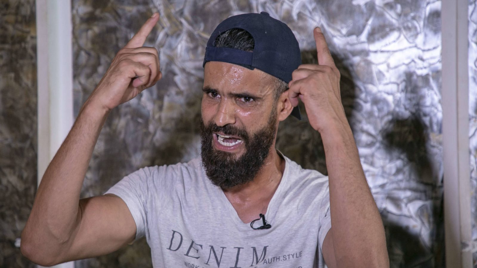 منسق اعتصام الكامور يهدد رئيس الحكومة !!