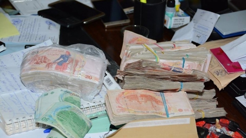 الهوارية/ الاحتفاظ بعون بريد بتهمة الاختلاس