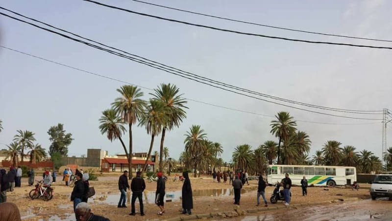 مارث:محتجون يغلقون الطريق الرئيسية