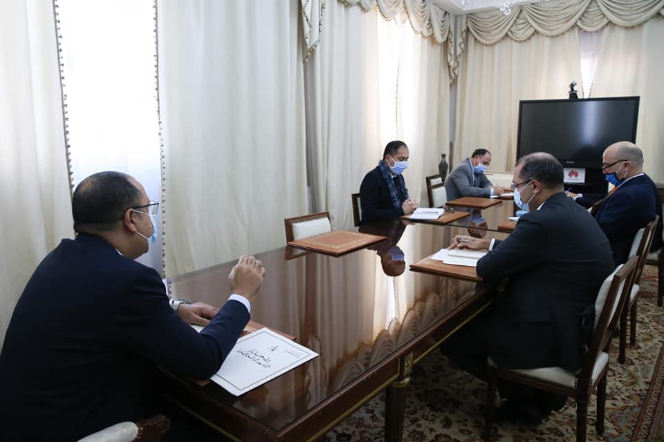 رئيس الحكومة يأذن بإجراء تدقيق شامل في قطاع البيئة