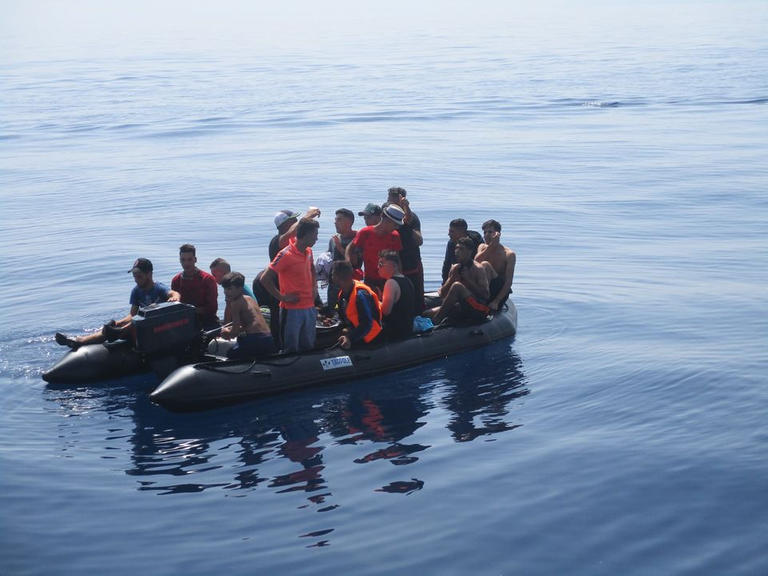 المهدية: القبض على 6 من منظمي عمليات الهجرة السرية