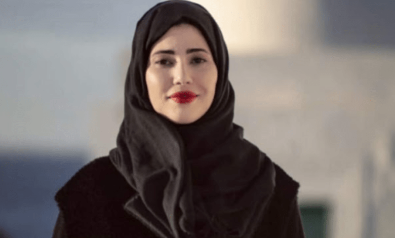 مرام بن عزيزة ترتدي الحجاب