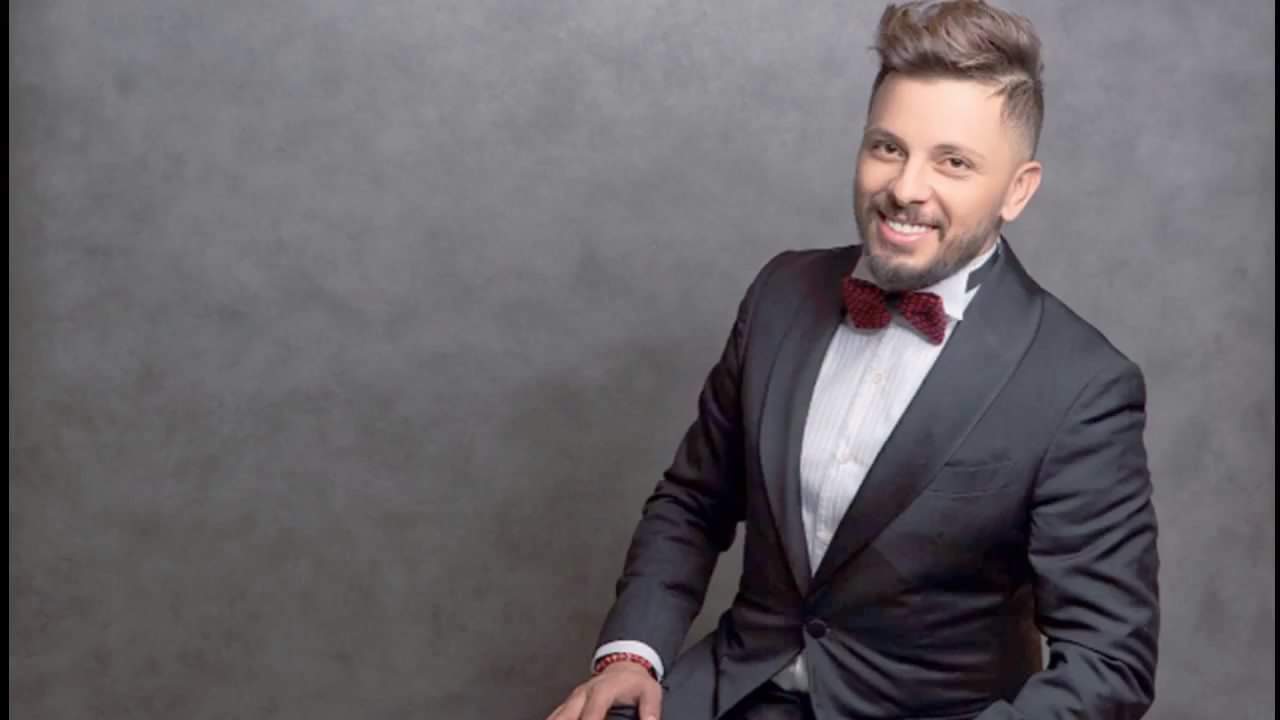 حاتم عمور يطمح للعالمية ويغني بالإسبانية حاتم عمور يطمح للعالمية ويغني بالإسبانية