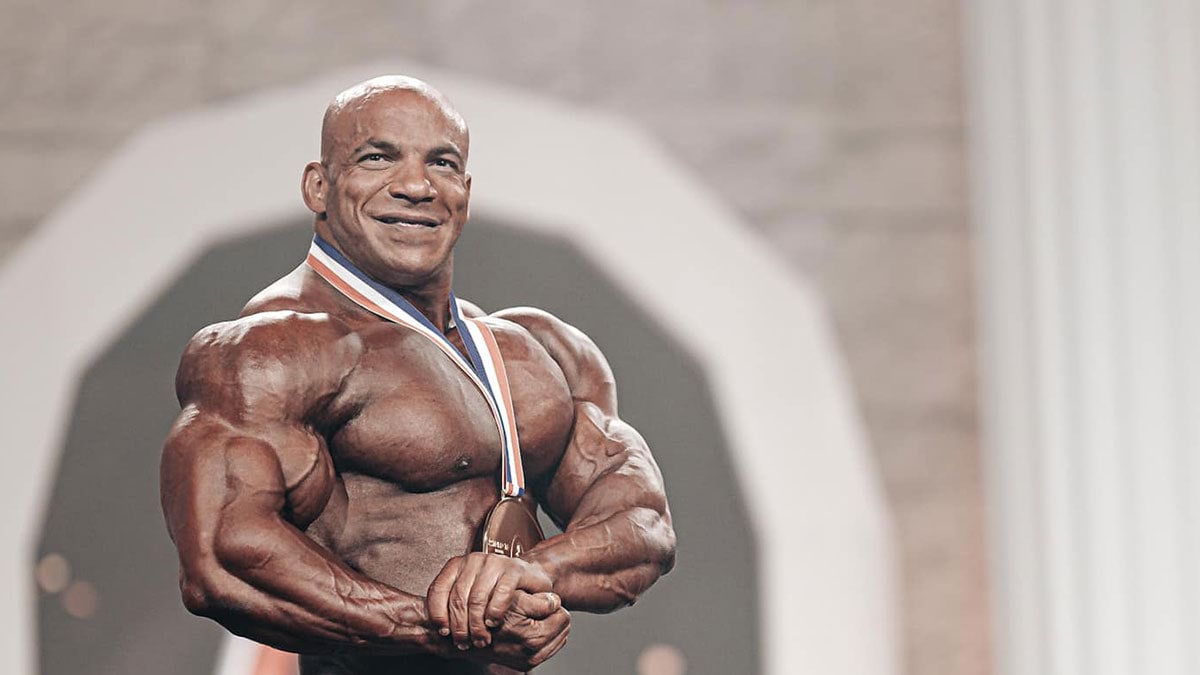 كم ينفق “بيغ رامي” على عضلاته ؟ كم ينفق “بيغ رامي” على عضلاته ؟