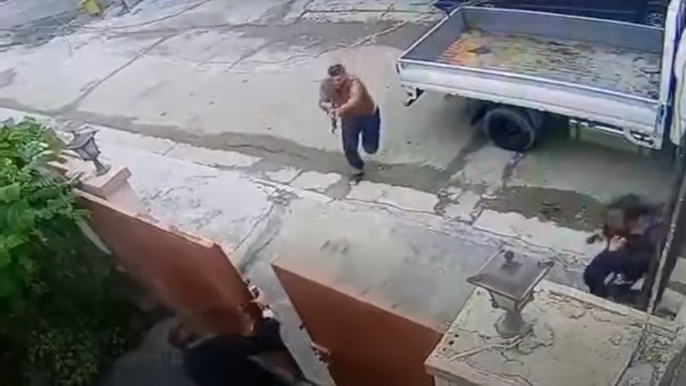 فيديو…لحظة اغتيال المرشح لانتخابات العراق المحامي عبد المنعم رشيد السلماني