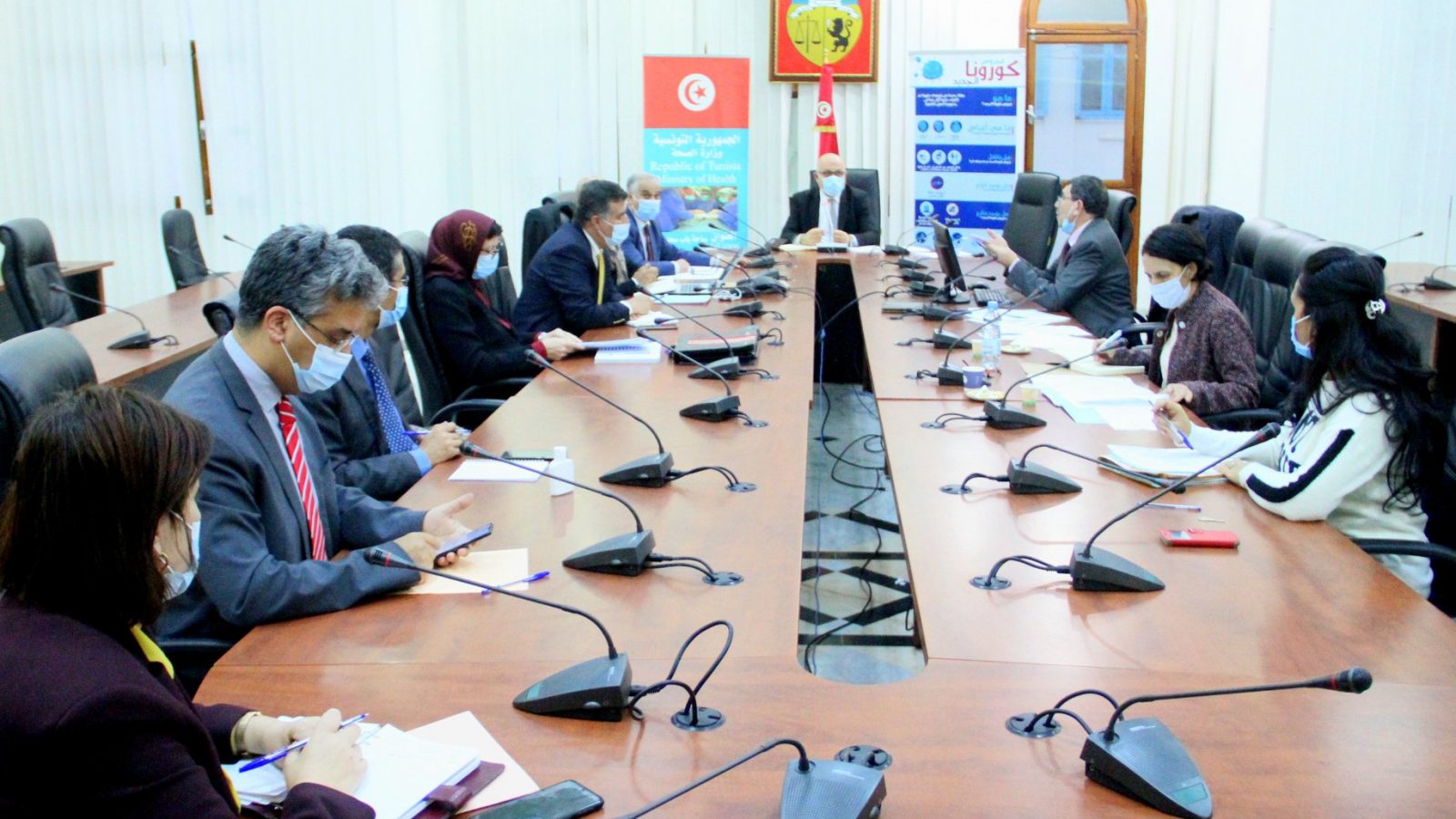 وزير الصحة يشرف على اجتماع لجنة التصرّف في المبادرات والحلول التكنولوجيّة للقطاع الصحّي