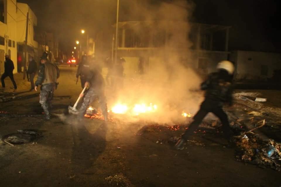 أحداث الشغب بصفاقس: إيداع 21 شخصا السجن وإحالة 12 طفلا على قاضي الأطفال