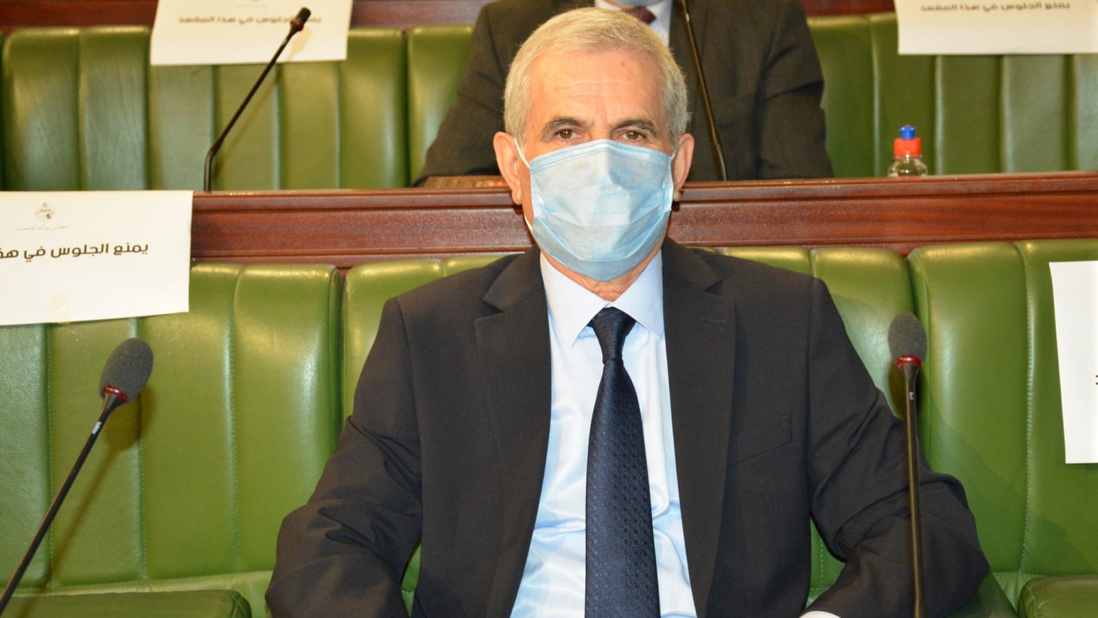 فضيحة: وزير الدفاع يضطر للاعتذار وسحب كلمته من المداولات بسبب عبارات ترسخ النعرات الجهوية