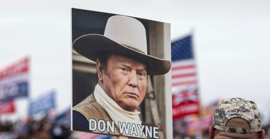 “تويتر” و”فايسبوك” يجمدان حسابي ترامب