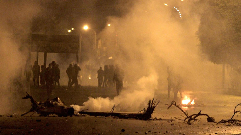 إيقاف 5 شبان بالعاصمة بعد أعمال حرق وتخريب