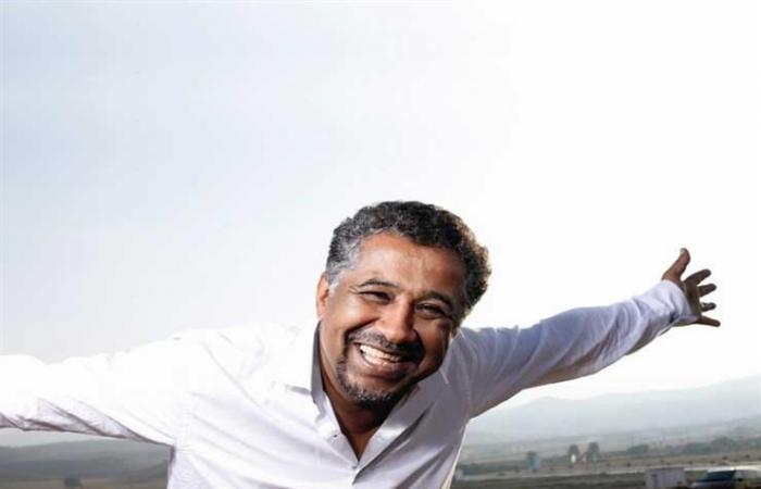 بعد شائعة وفاته الشاب خالد يرد بفيديو