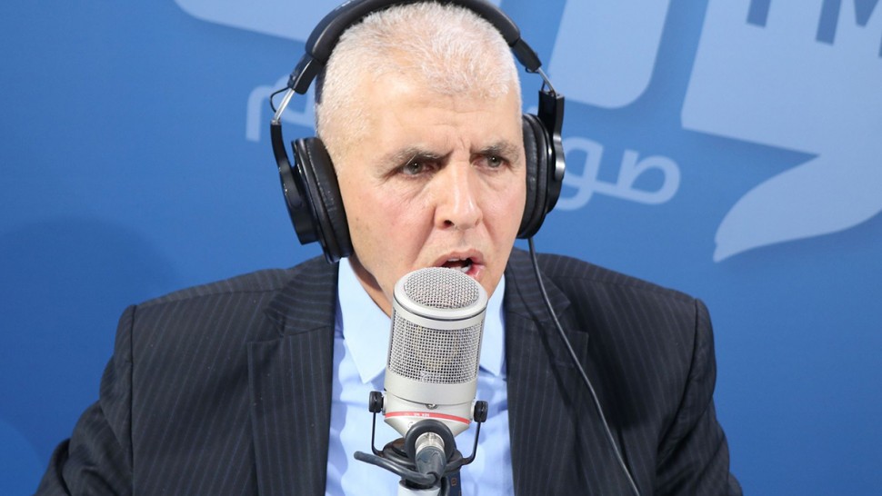 منير الكسيكسي يتحدث عن العلاقة بين عبارة “القوات المسلحة العسكرية والأمنية” وتعيينات شرف الدين