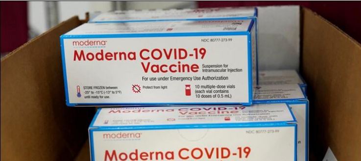 عامل نظافة يتسبب في تلف 2000 جرعة من لقاح مودينا