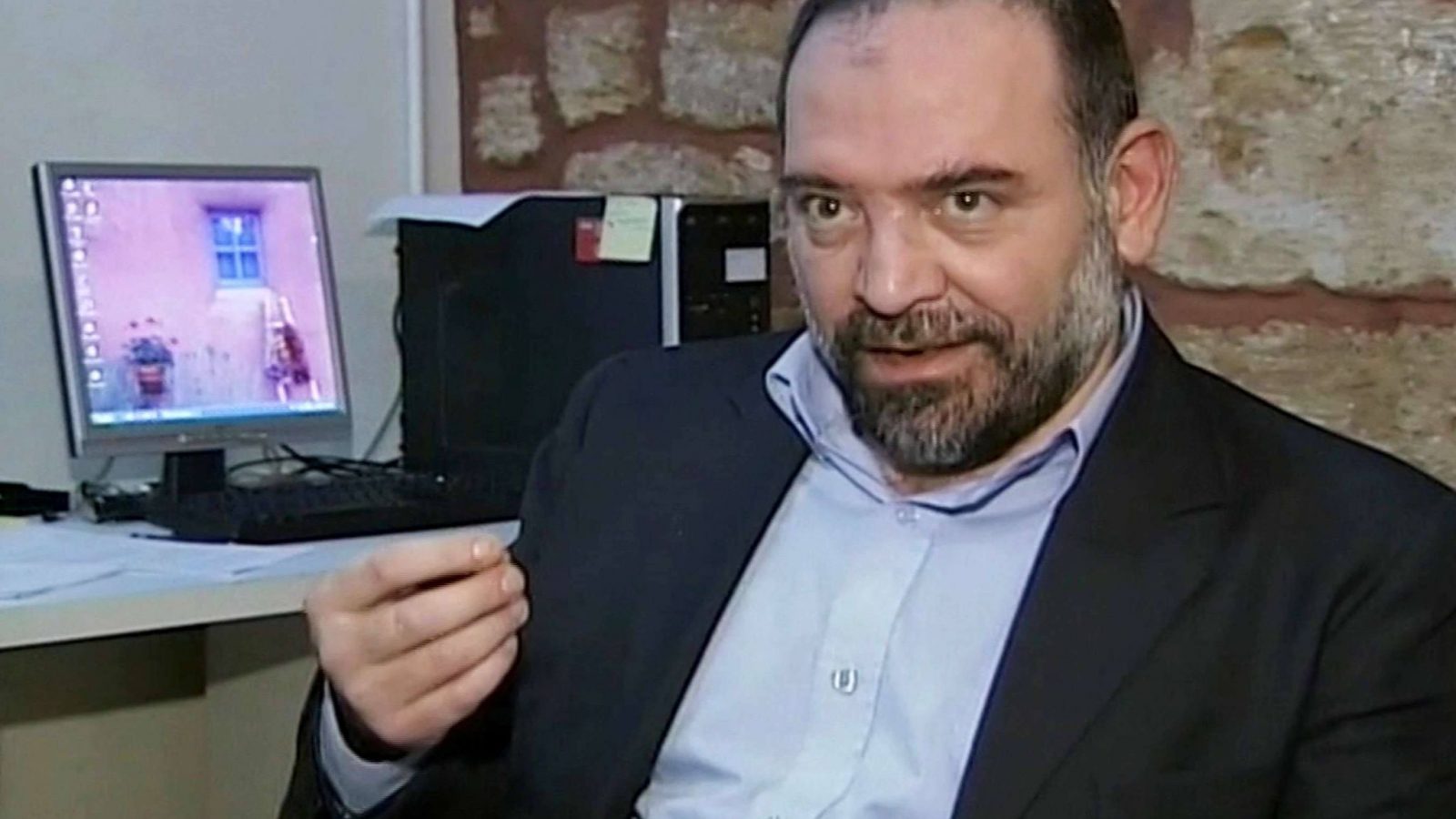 عُرف بانتقاده “حزب الله”: اغتيال ناشط في الحراك الشعبي اللبناني