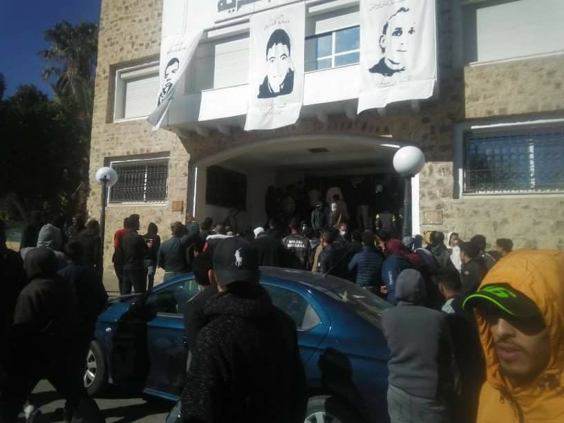 تجدد الاحتجاجات في تطاوين (صور)