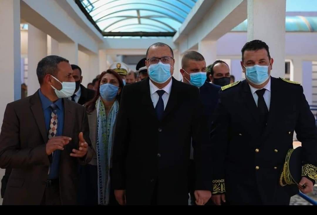 رئيس الحكومة يؤدي زيارة إلى المعهد العالي للدراسات التكنولوجية بقليبية