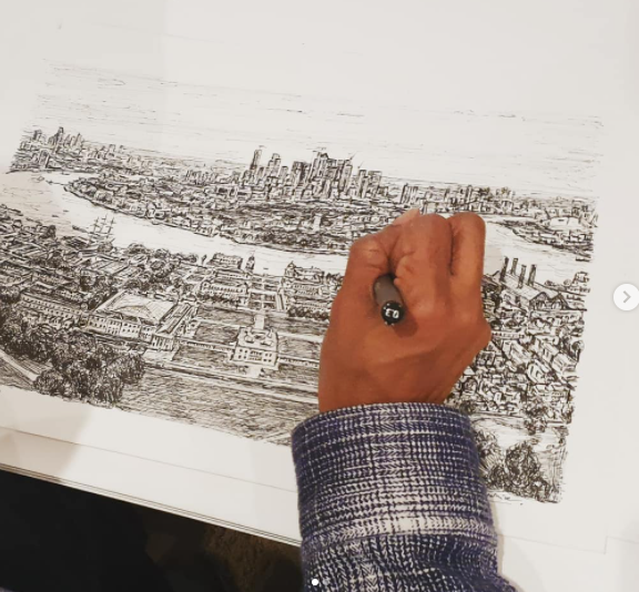 فنان يهزم التوحد بذاكرة فوتوغرافية (صور)