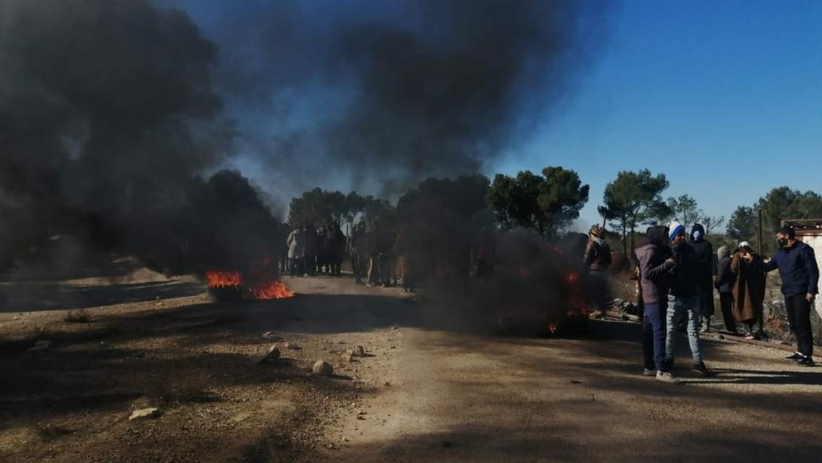 القصرين: معتصمو حقل ‘الدولاب ‘ في تحرك احتجاجي بقلب المدينة