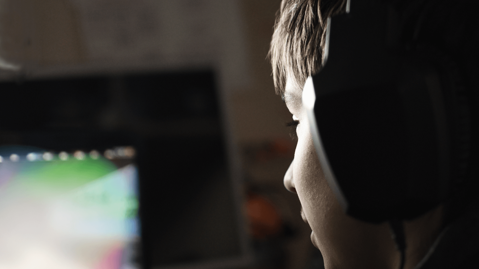 إخترق بيانات هواتف عائلة كاملة و الكشف عنه كان صدمة