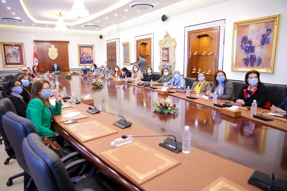 المشيشي يشرف على مجلس النظراء للمساواة وتكافؤ الفرص بين المرأة والرجل