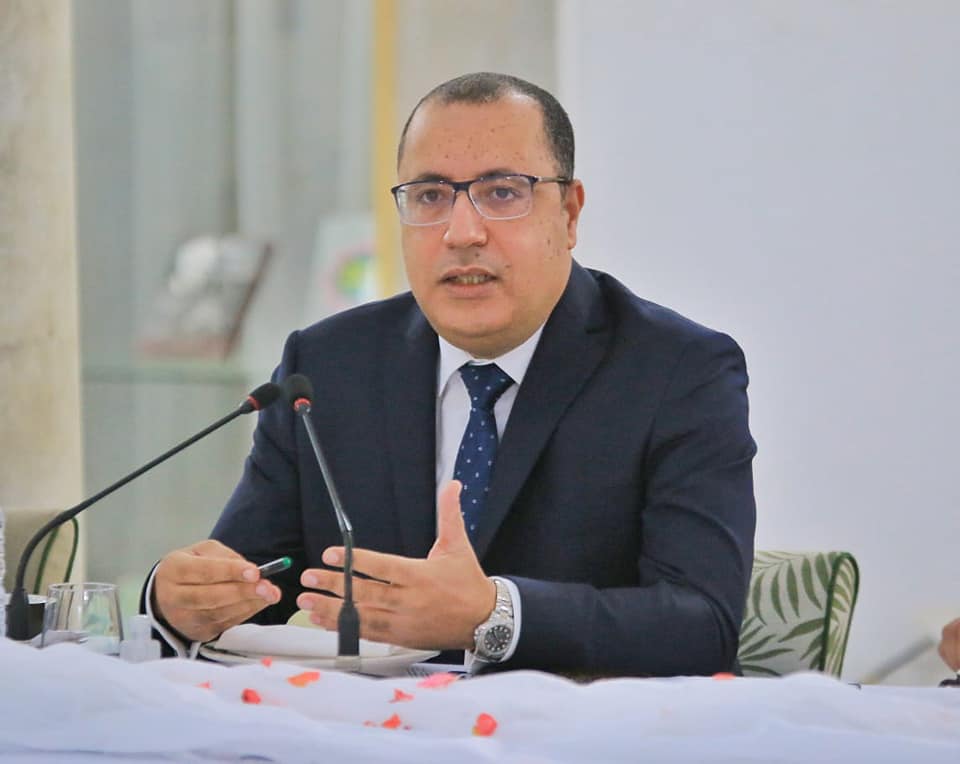 المشيشي: الحدّ من التراخيص وإعفاء بعض الأنشطة منها