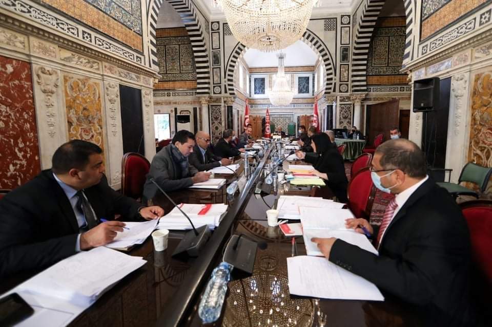 رئيس مجلس نواب الشعب يشرف على اجتماع المكتب