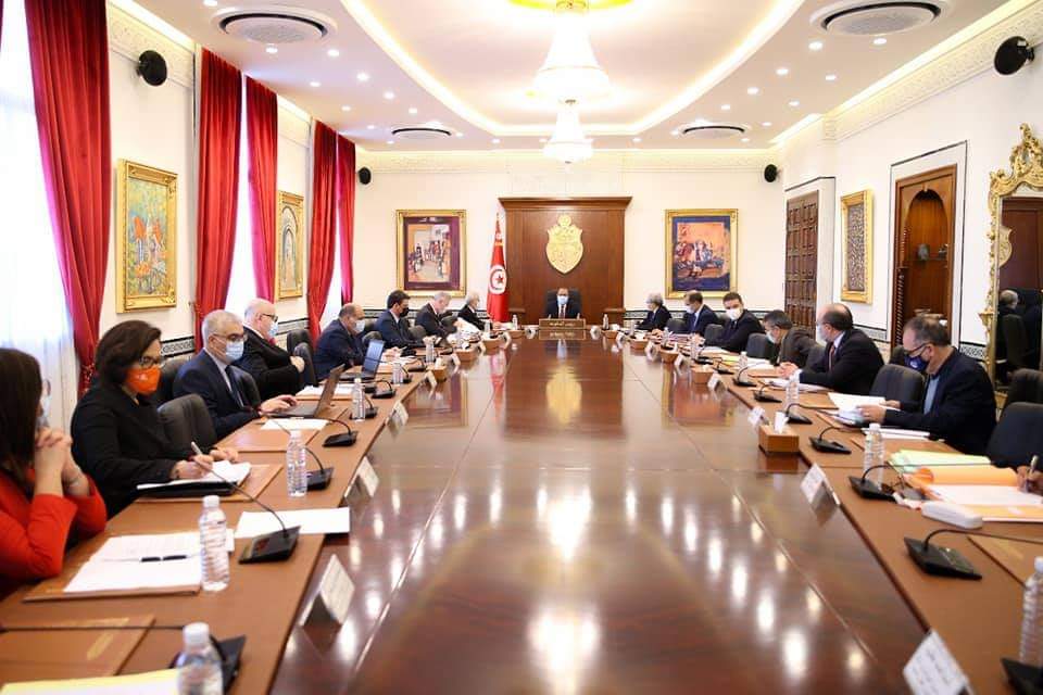 مجلس الوزراء يصادق على عدد من مشاريع القوانين والأوامر الحكومية