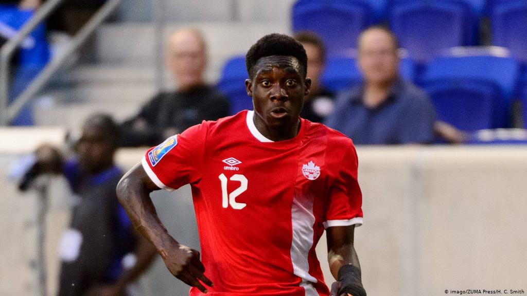 أول لاعب كرة قدم يفوز بلقب سفير النوايا الحسنة لمفوضية الأمم المتحدة