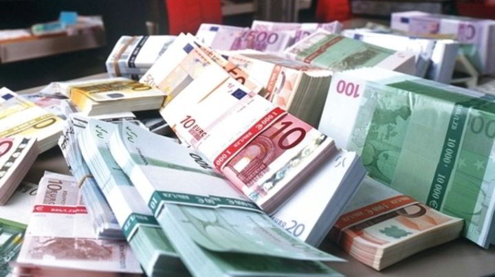 تجميد أموال 108 أشخاص مرتبطين بالإرهاب