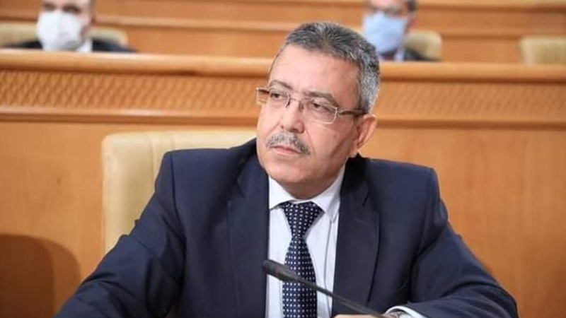 وزير التجهيز: علينا الحد من استعمال السيارات الفردية والتشجيع على النقل العمومي